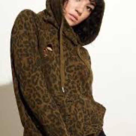 Dance and Marvel Hoodie Short Sleeve Animal Print Distressed Size Small - Picture 1 of 3